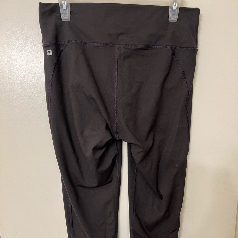 Fabletics legging - Picture 2 of 3